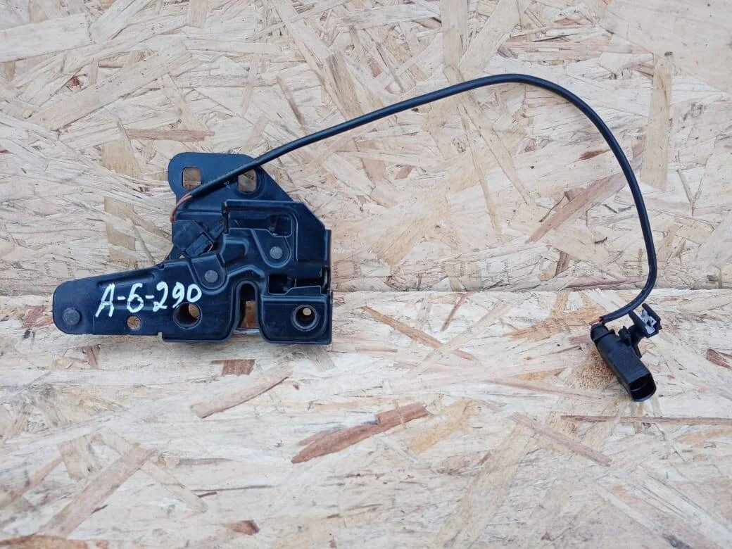 Замок капота Audi A6 05-11гг.