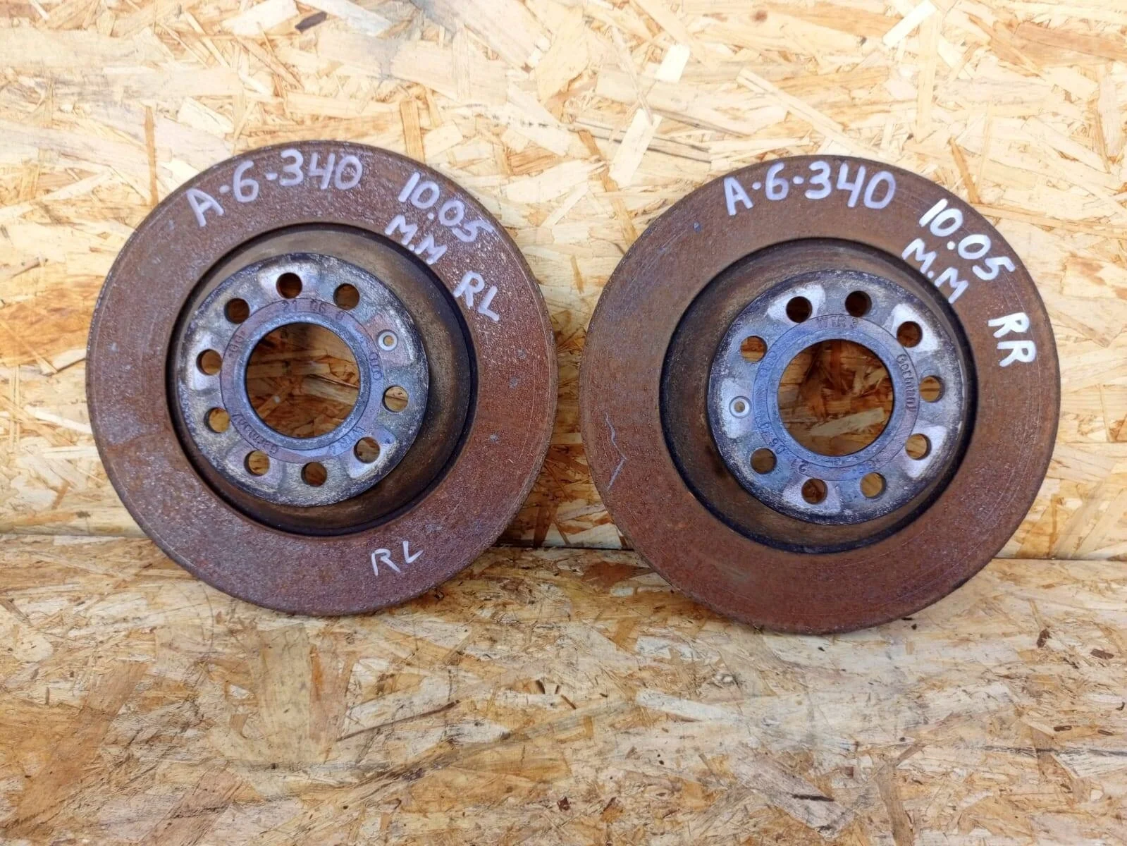 Диск тормозной Audi A6 C6 задний к-т