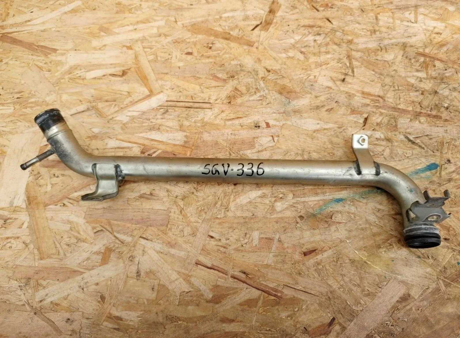 Трубка охлаждения Suzuki Grand Vitara J24B толстая