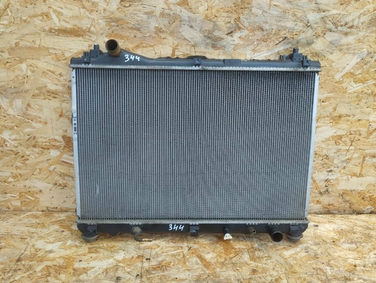 Радиатор охлаждения Suzuki Grand Vitara N32A H27