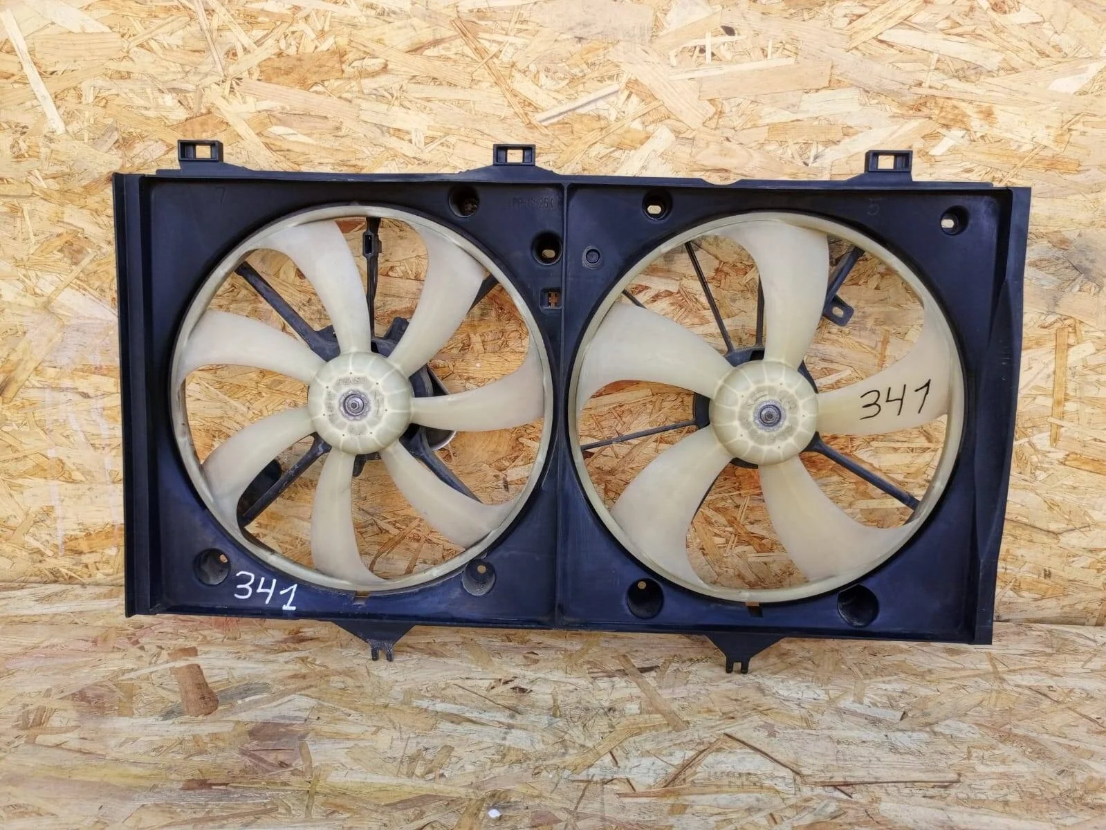 Диффузор радиатора Toyota Camry V40 2.4 2AZ