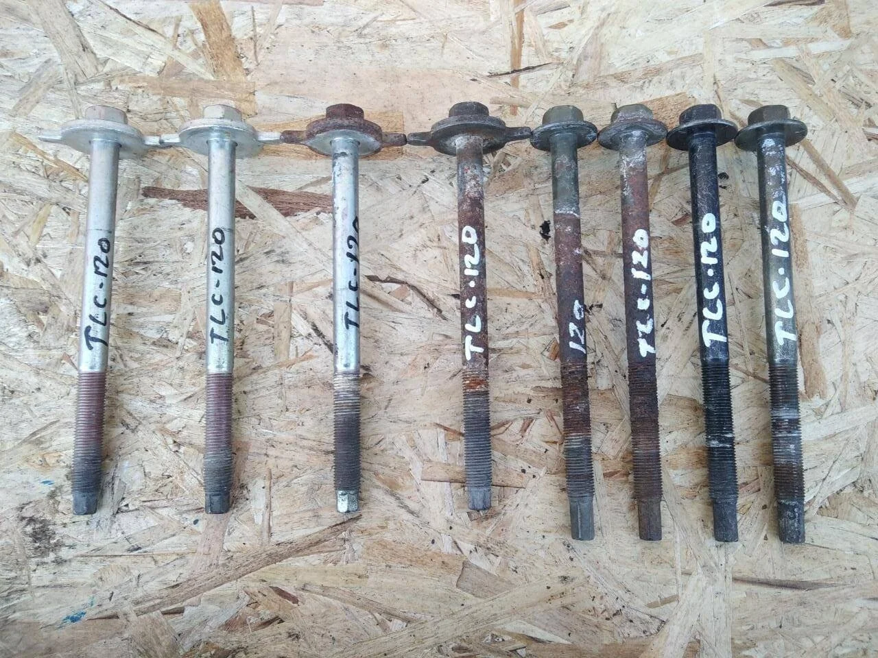 Болт рамы Toyota Land Cruiser Prado 120 к-т