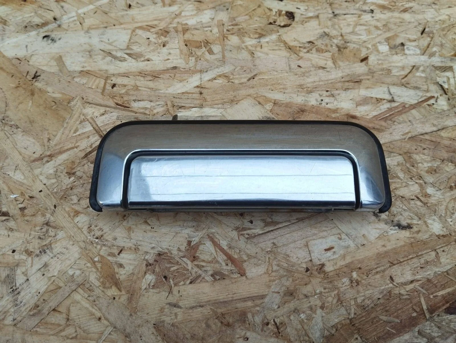 Ручка двери Mitsubishi Pajero Sport K9 передняя правая