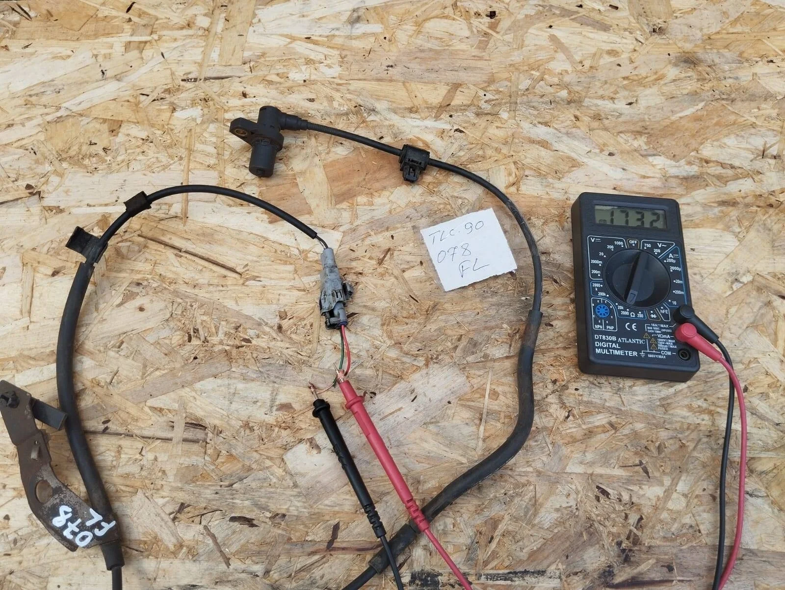 Датчик АБС Toyota Land Cruiser Prado 90 перед лев