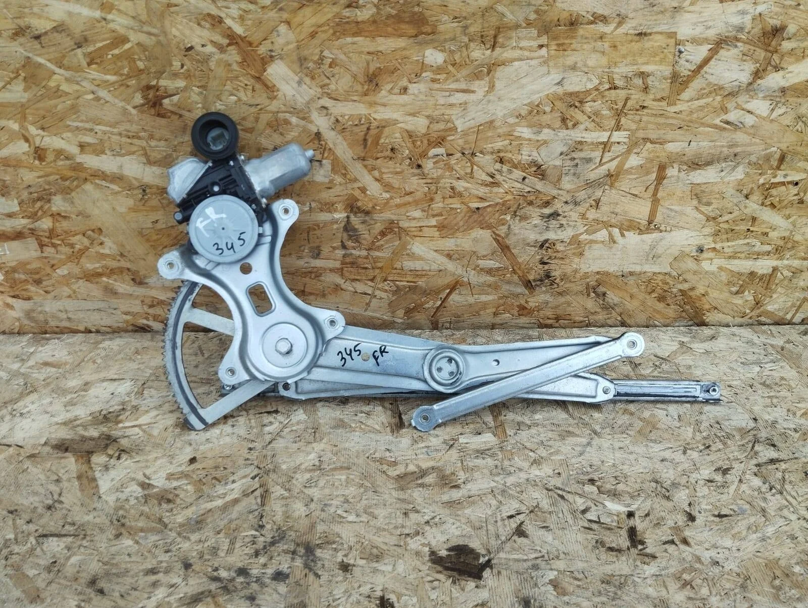 Стеклоподъемник Toyota Land Cruiser 200 2008-2011гг передний правый