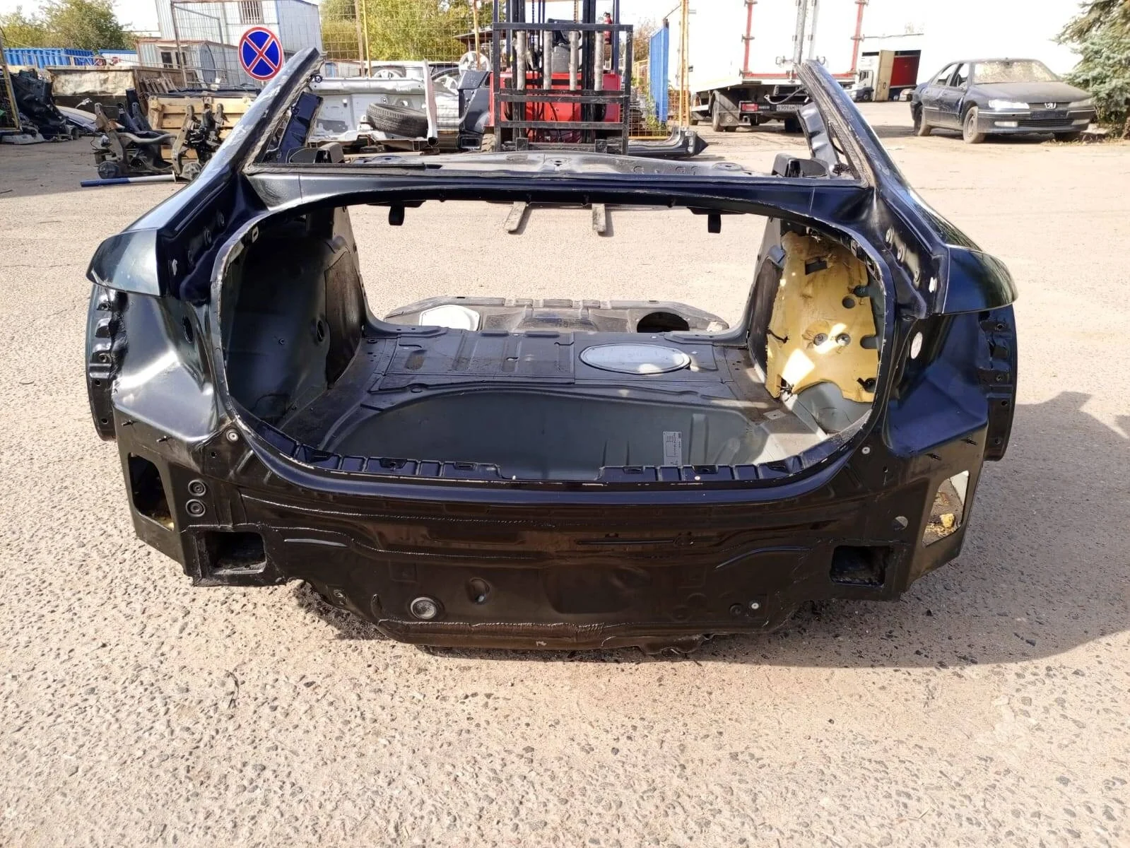 Часть кузова Audi A6 C6  задняя седан