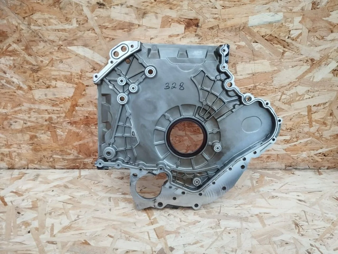 Крышка двигателя Audi A6 C6 задняя AUK BKH BYU