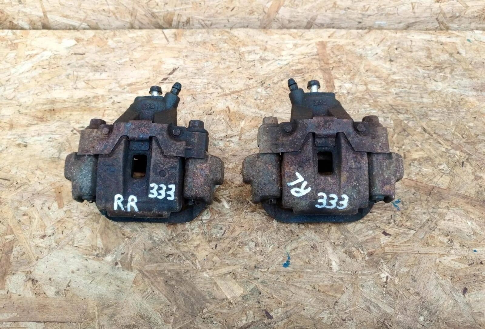 Суппорт Toyota Land Cruiser 200 2008-2015гг. задний к-т Оригинал