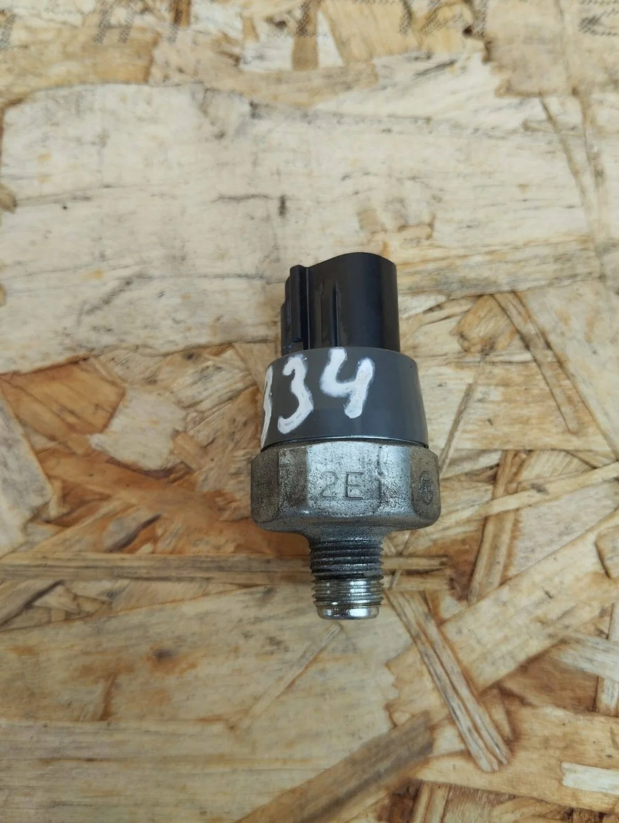 Датчик давления масла Toyota Camry V50 2AR-FE Оригинал