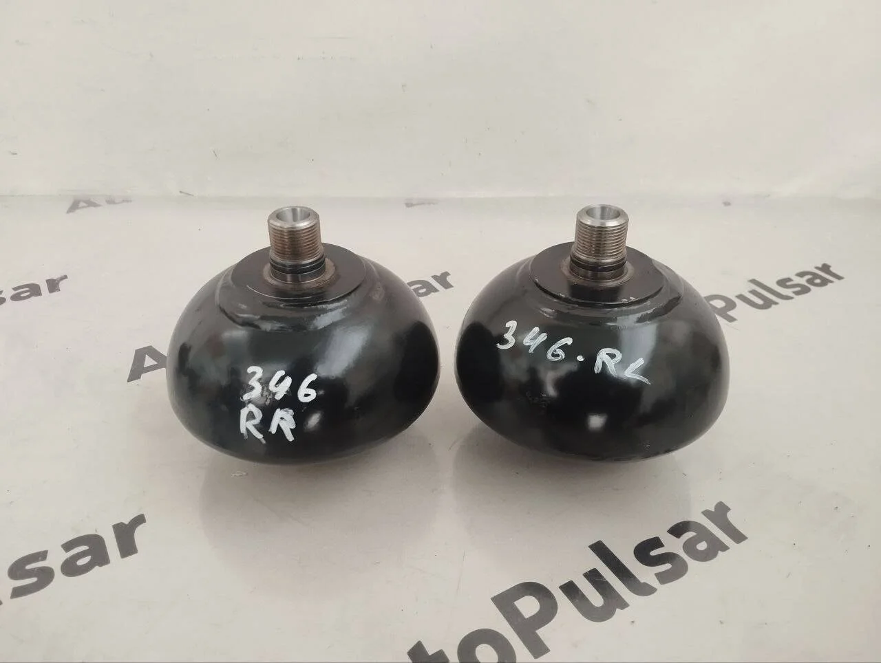 Гидроаккумулятор Lexus LX570 задний Оригинал Пробег 56000км