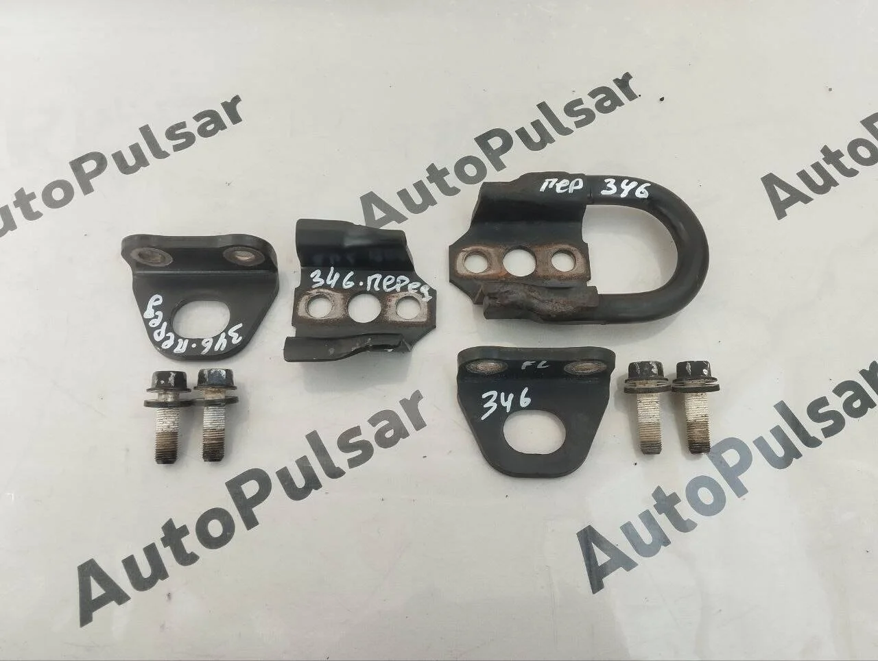 Петля буксировочная Toyota Land Cruiser 200 передний к-т Оригинал