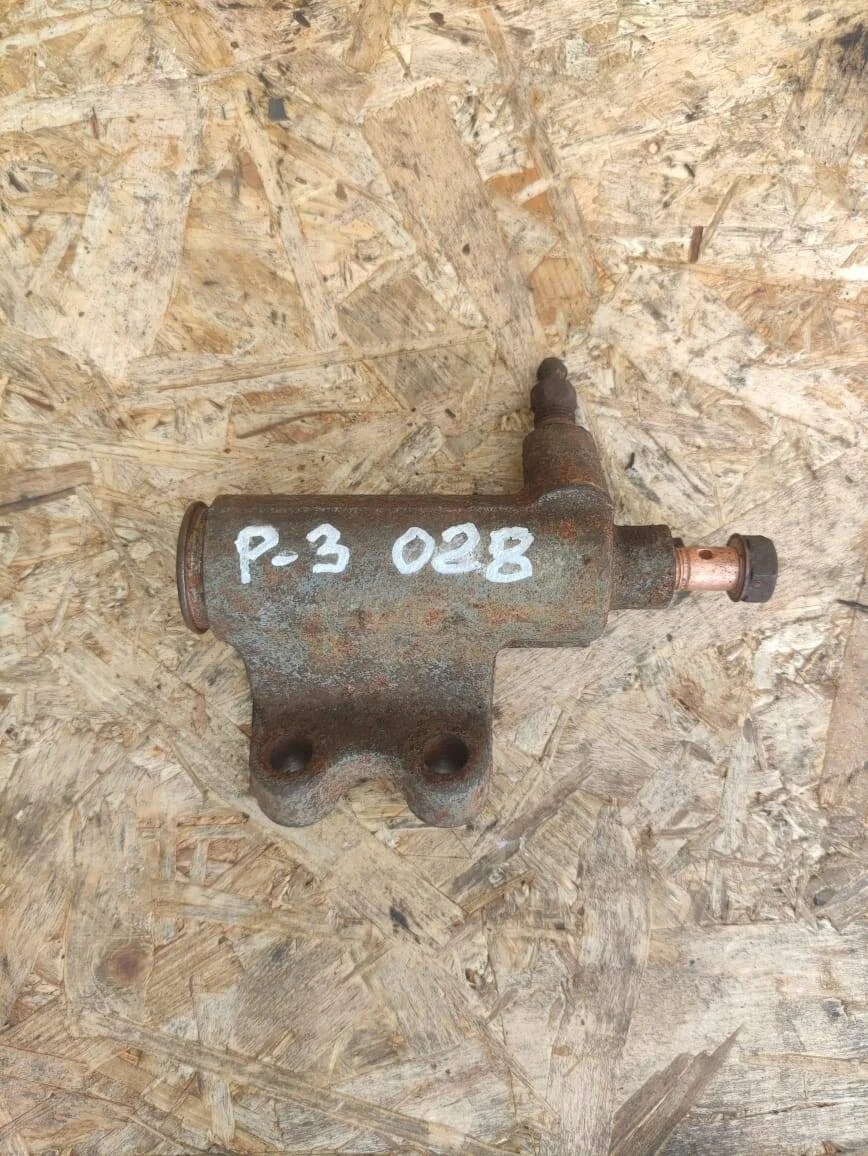 Рабочий цилиндр сцепления Mitusbishi Pajero 3 4M41