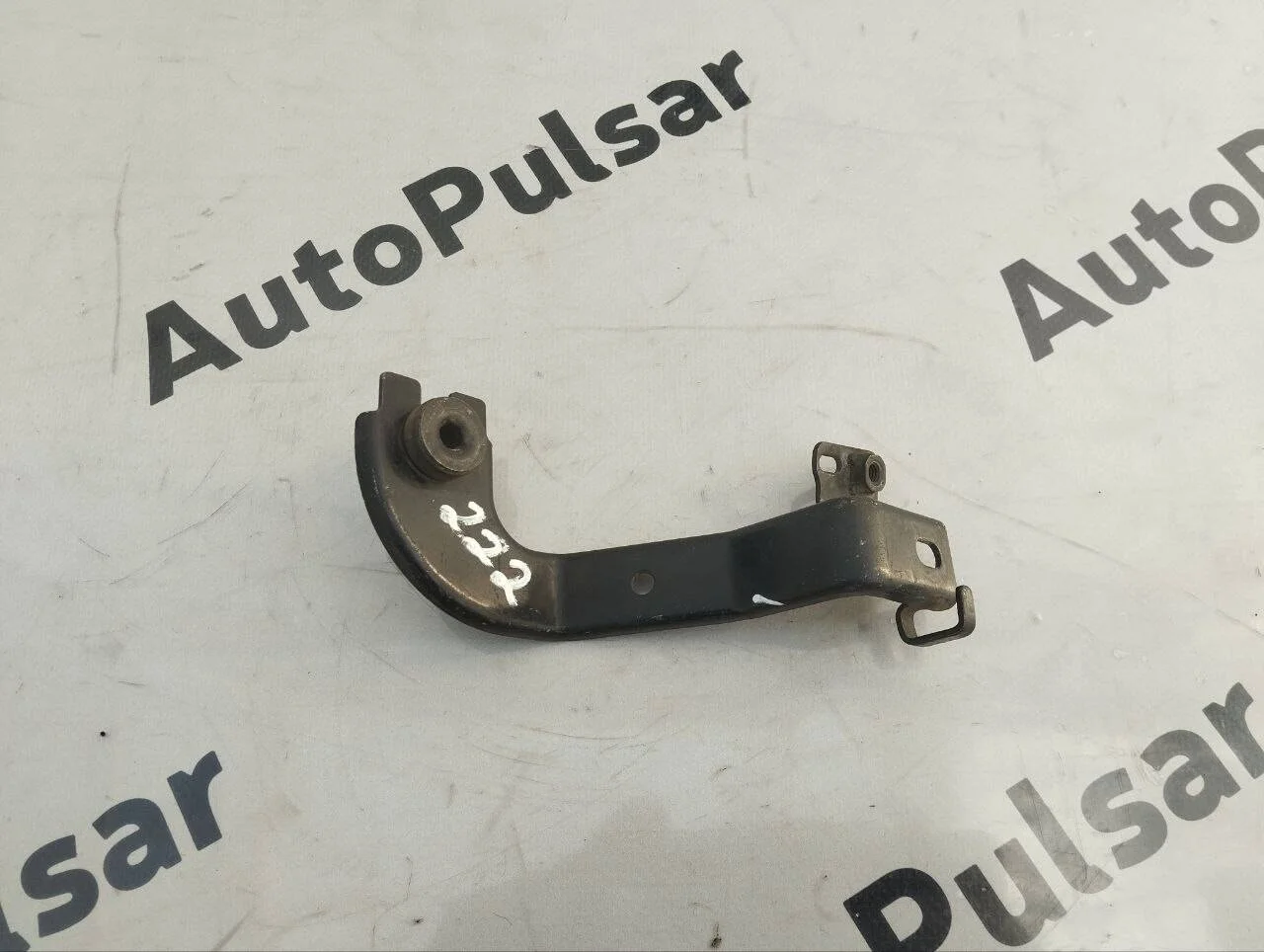 Кронштейн радиатора Toyota Land Cruiser 100 к-т