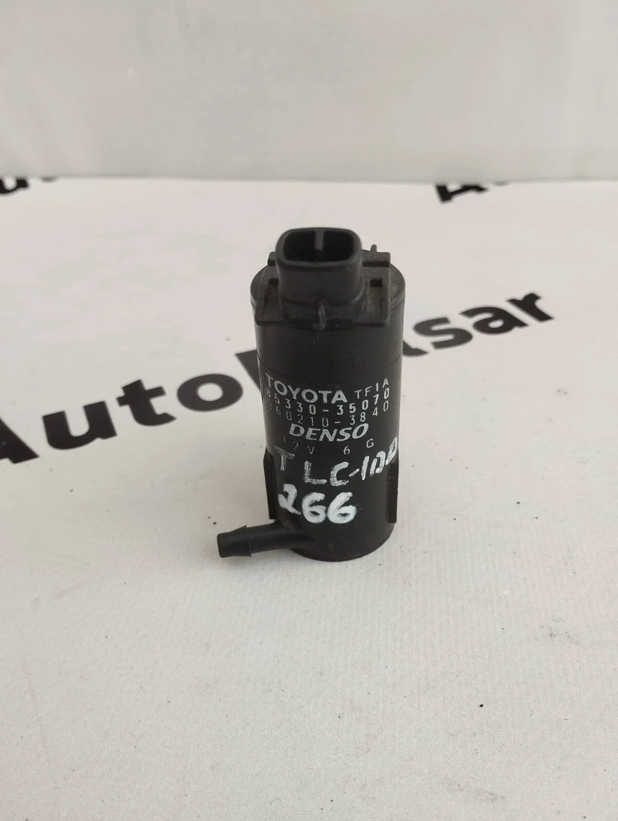 Насос омывателя Lexus LX470 лобового стекла