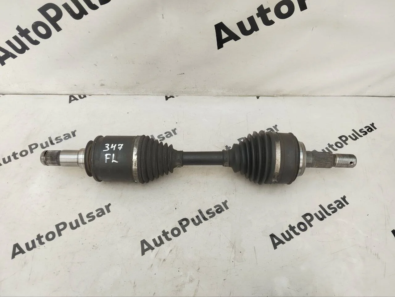 Привод  Toyota Land Cruiser 200 передний 2008-2021гг. Оригинал Без люфтов