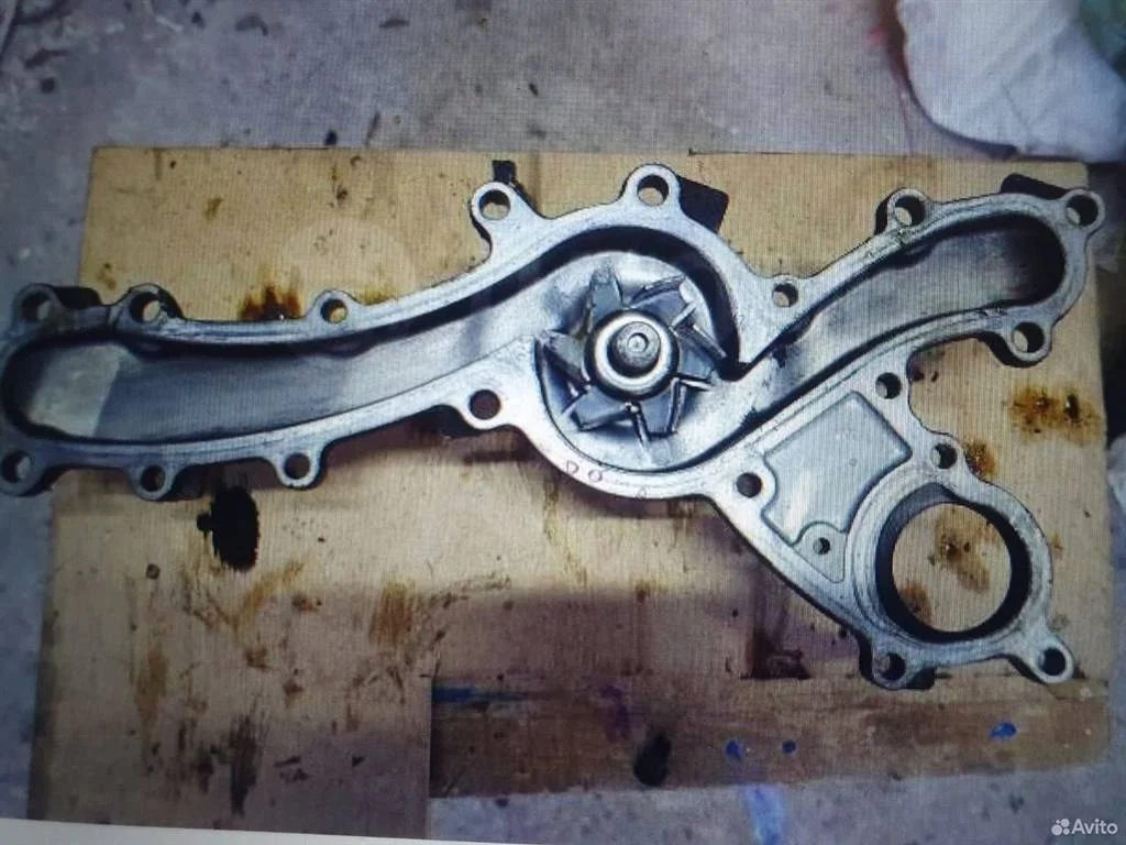 Насос водяной (помпа) Lexus IS II (2005—2008)