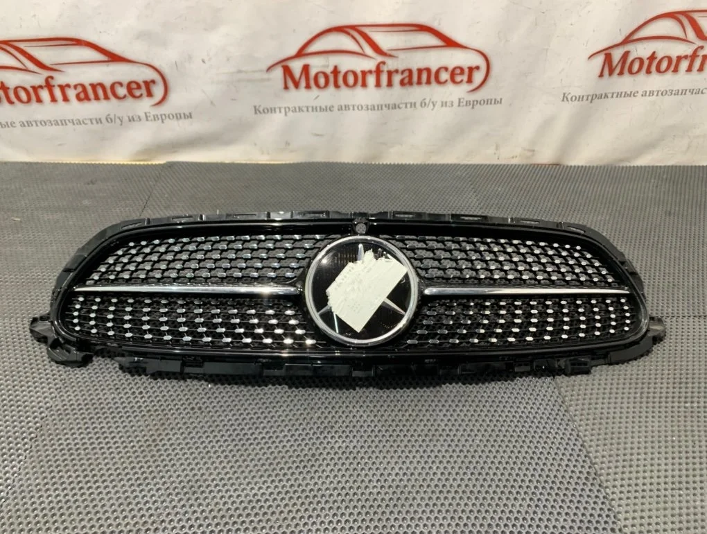 Решетка радиатора Mercedes-Benz E-Class W213