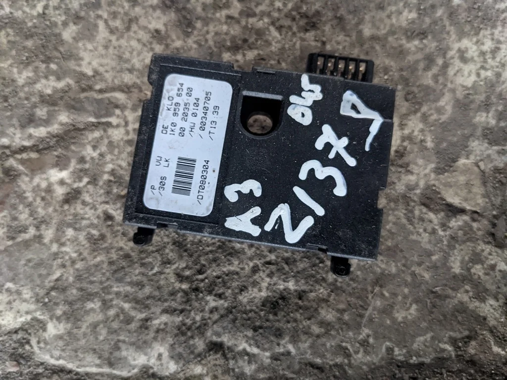 (21379) Датчик угла поворота руля Audi A3 2004 1K0959654