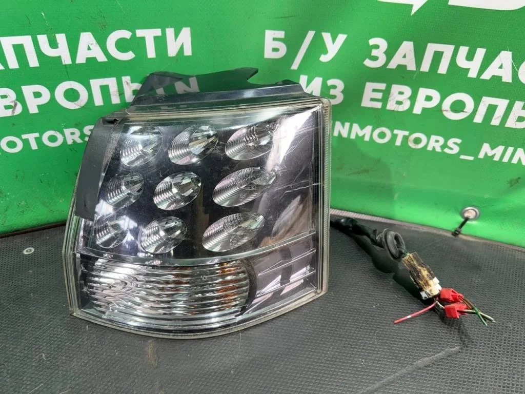 (52599) Фонарь задний правый Mitsubishi Outlander (2007-2010) 2010 8330A380
