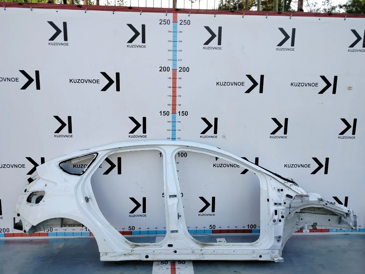 Крыло Ford Focus 2015 CB8