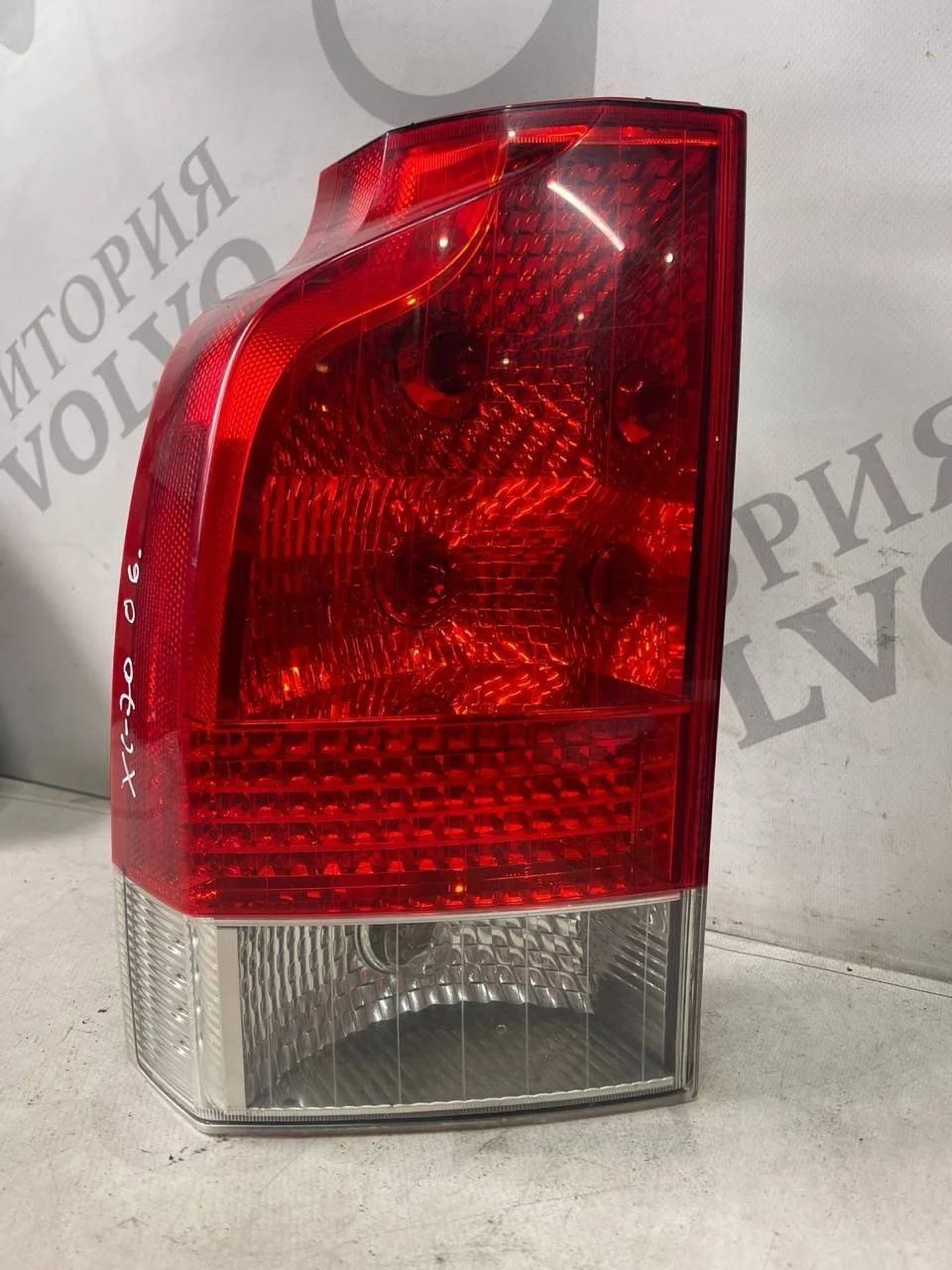 Фонарь задний левый VOLVO XC70 2004-2007