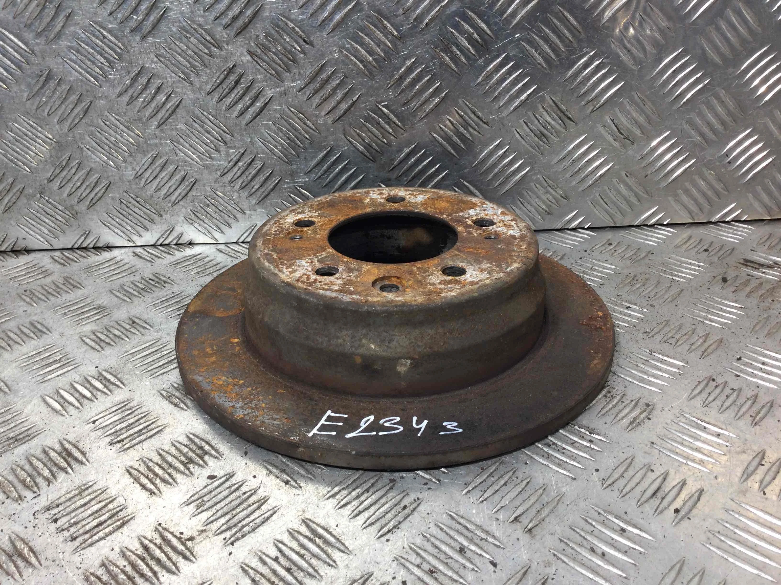 Диск тормозной задний Hyundai i30 1 поколение (2007-2010) дизель 1.6 CRDi Автомат 5-дв, х/б