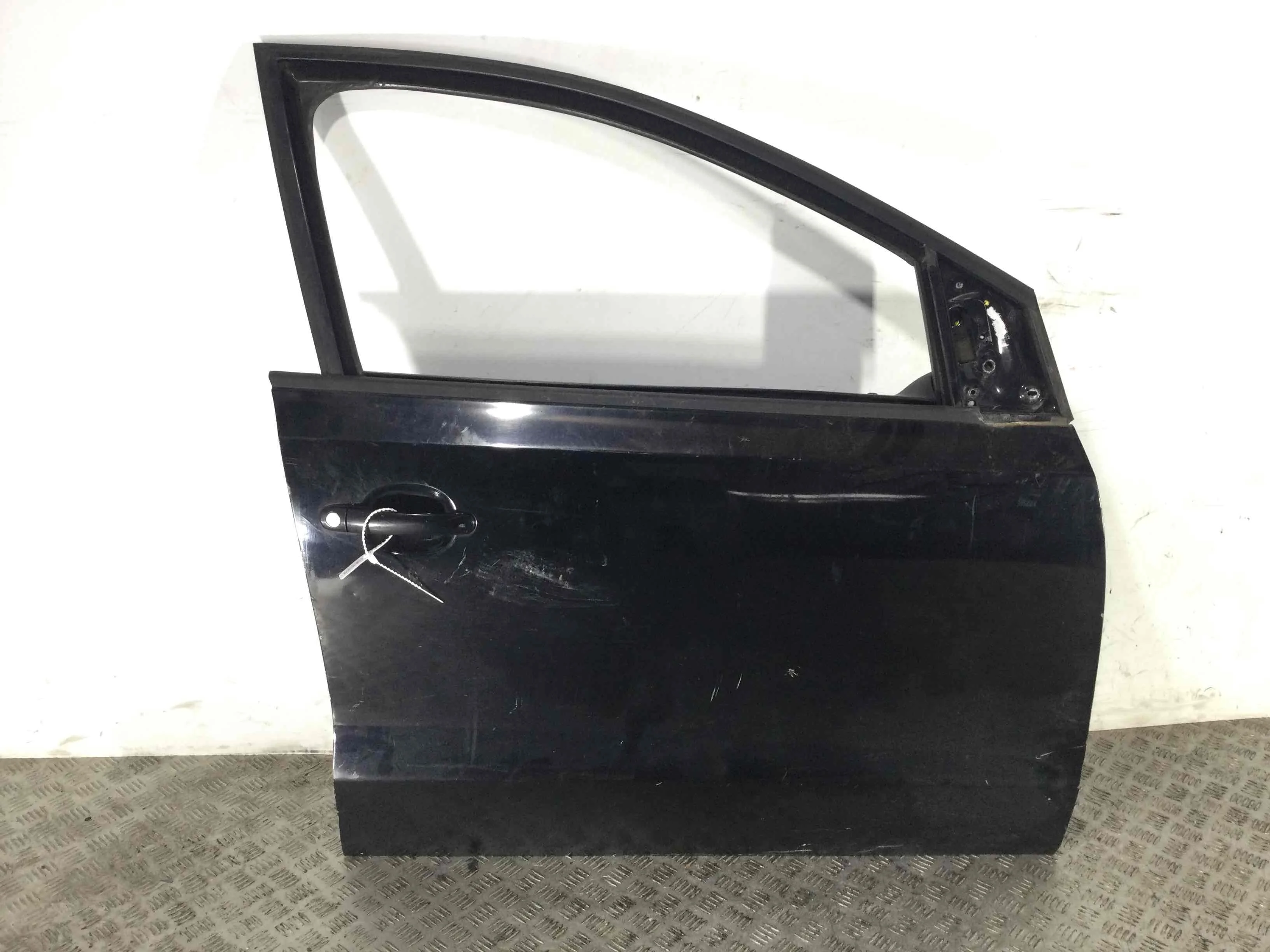 Дверь передняя правая Volkswagen Polo 5 поколение (2009-2015) бензин 1.4 i Механика 5-дв, х/б