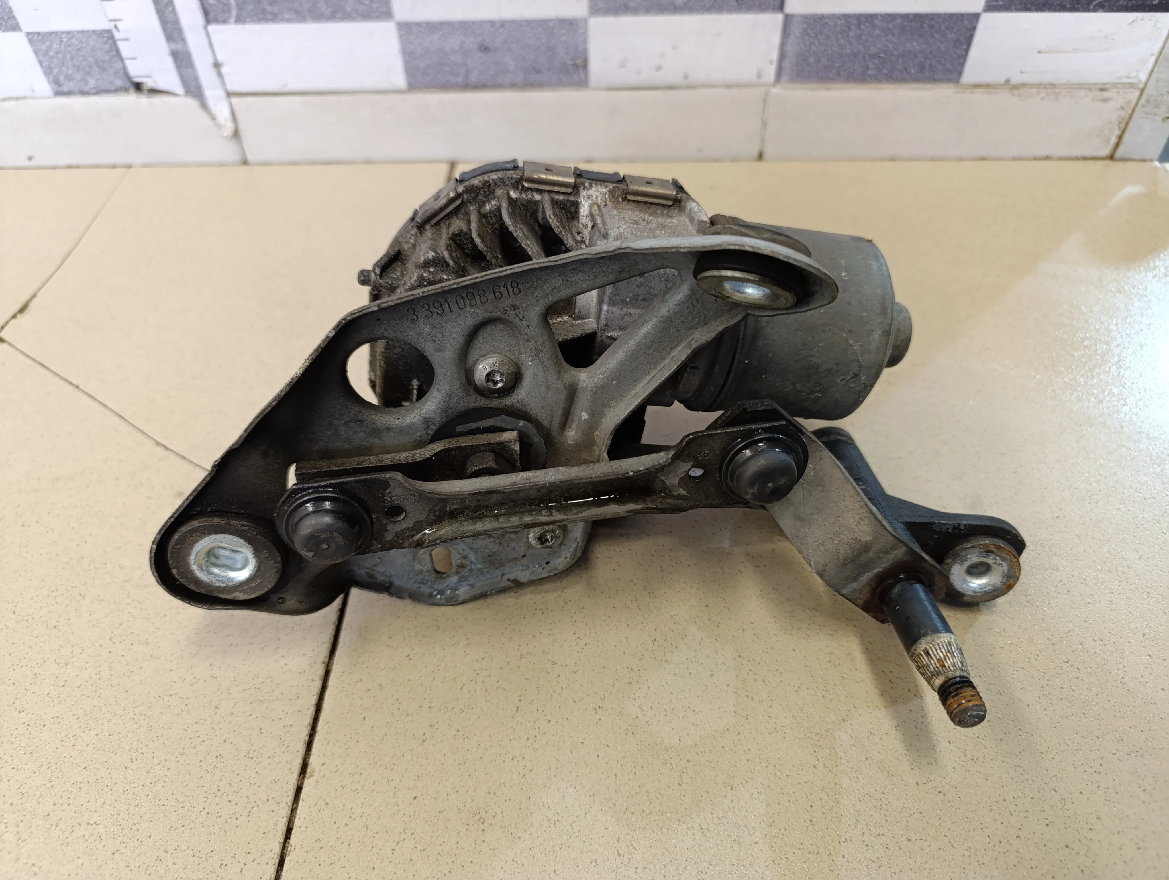 Моторчик стеклоочистителя передний 407 2004-2010