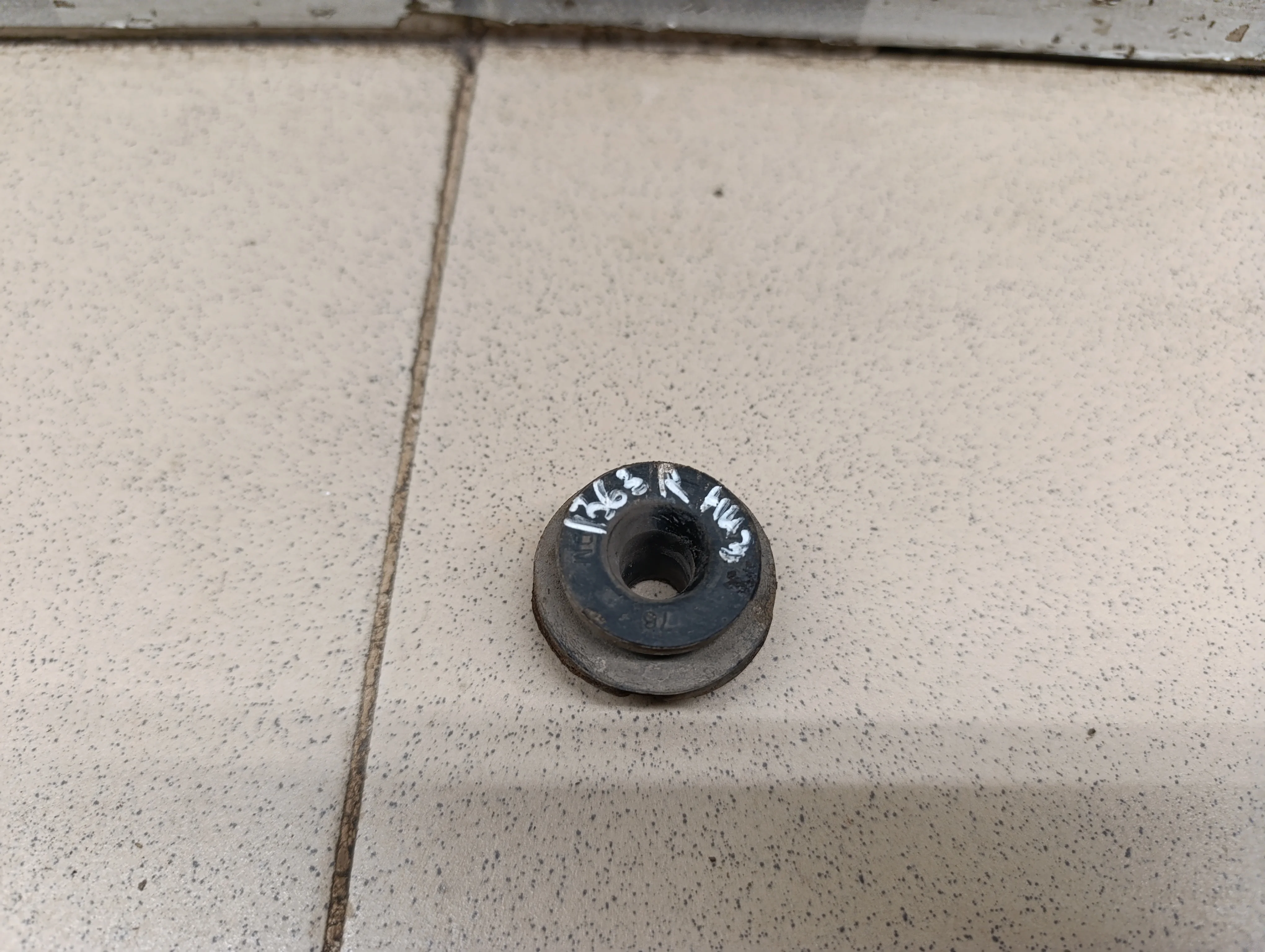 Подушка радиатора Solaris 2010-2017