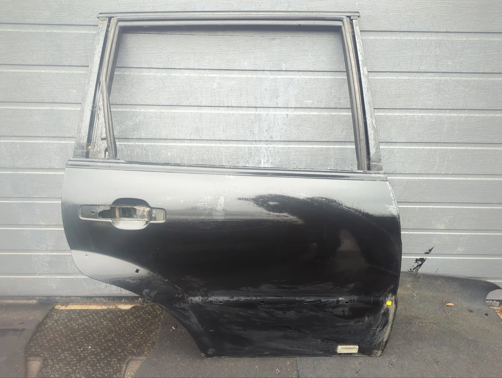 Дверь SsangYong Rexton 2009 Y250