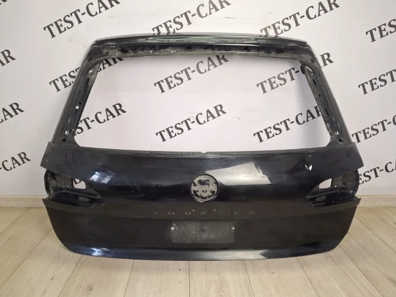Крышка багажника VW Touareg 3 2019- CR7