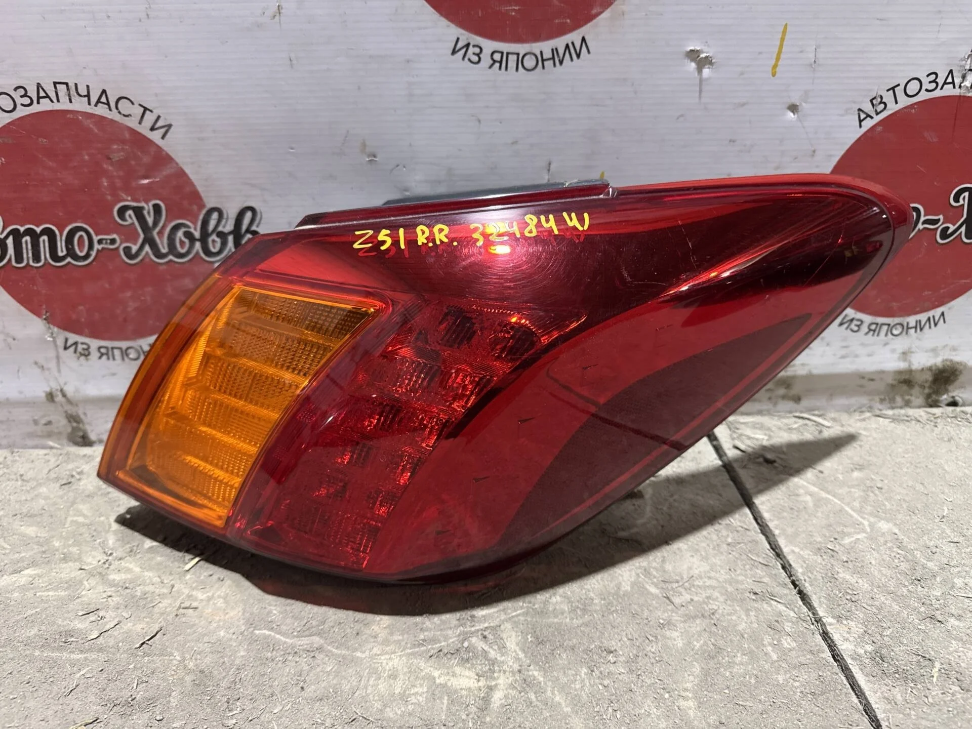 Фонарь задний правый Nissan Murano Z51