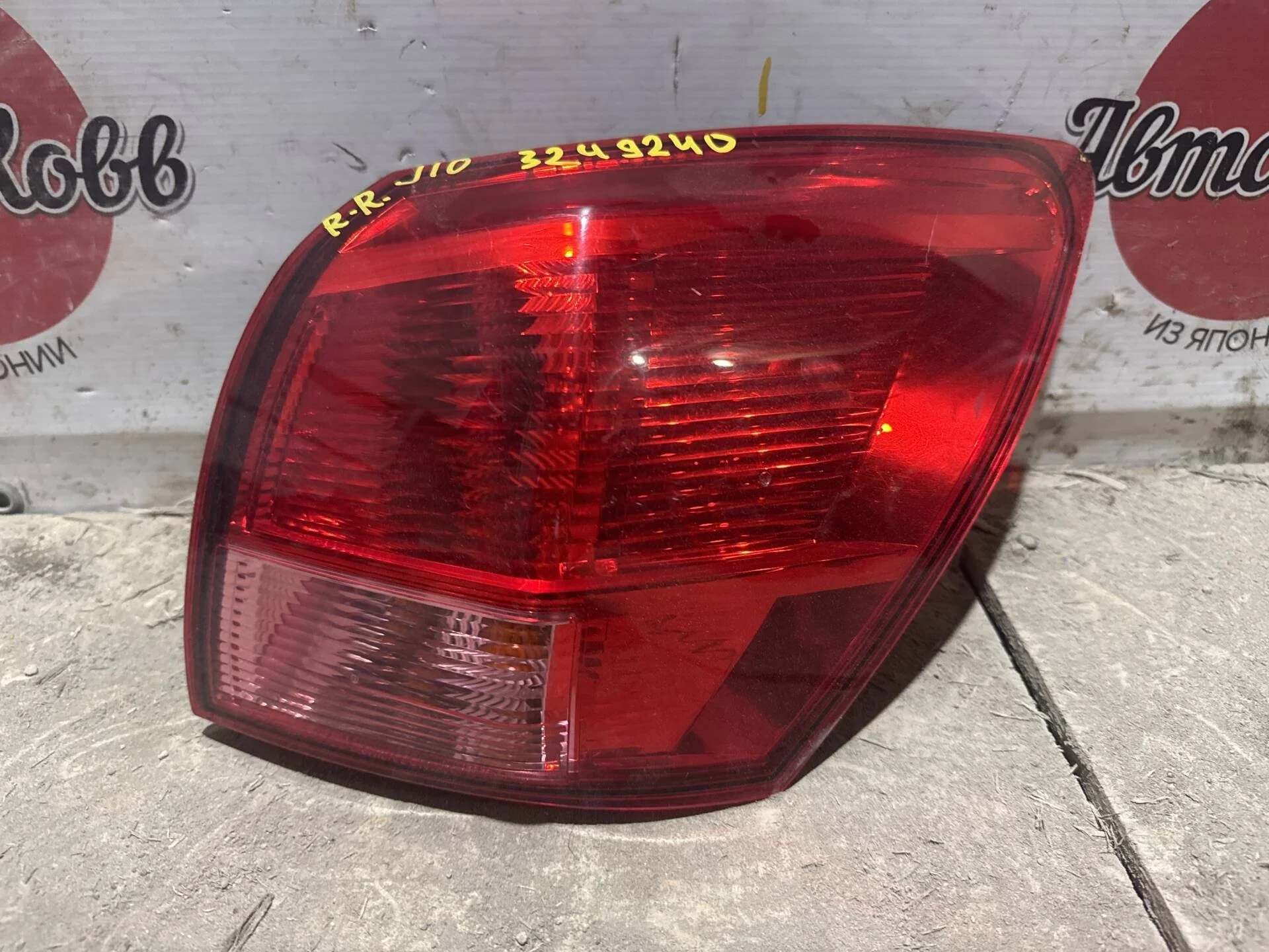 Фонарь задний правый Nissan Qashqai J10