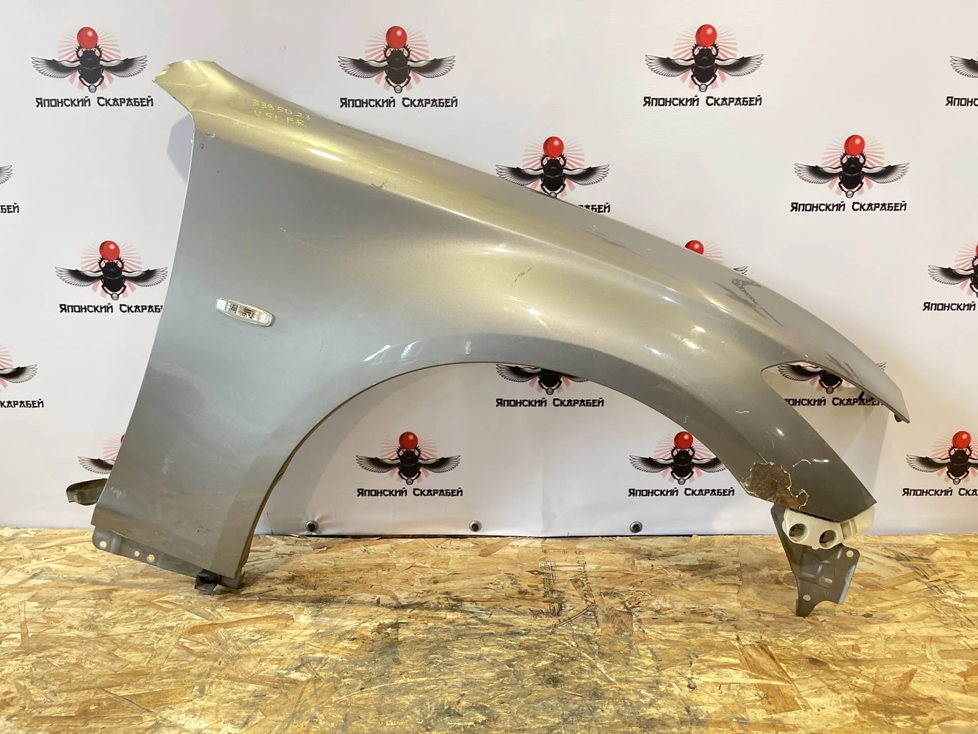 Крыло переднее правое Infiniti M37, Q70 Y51