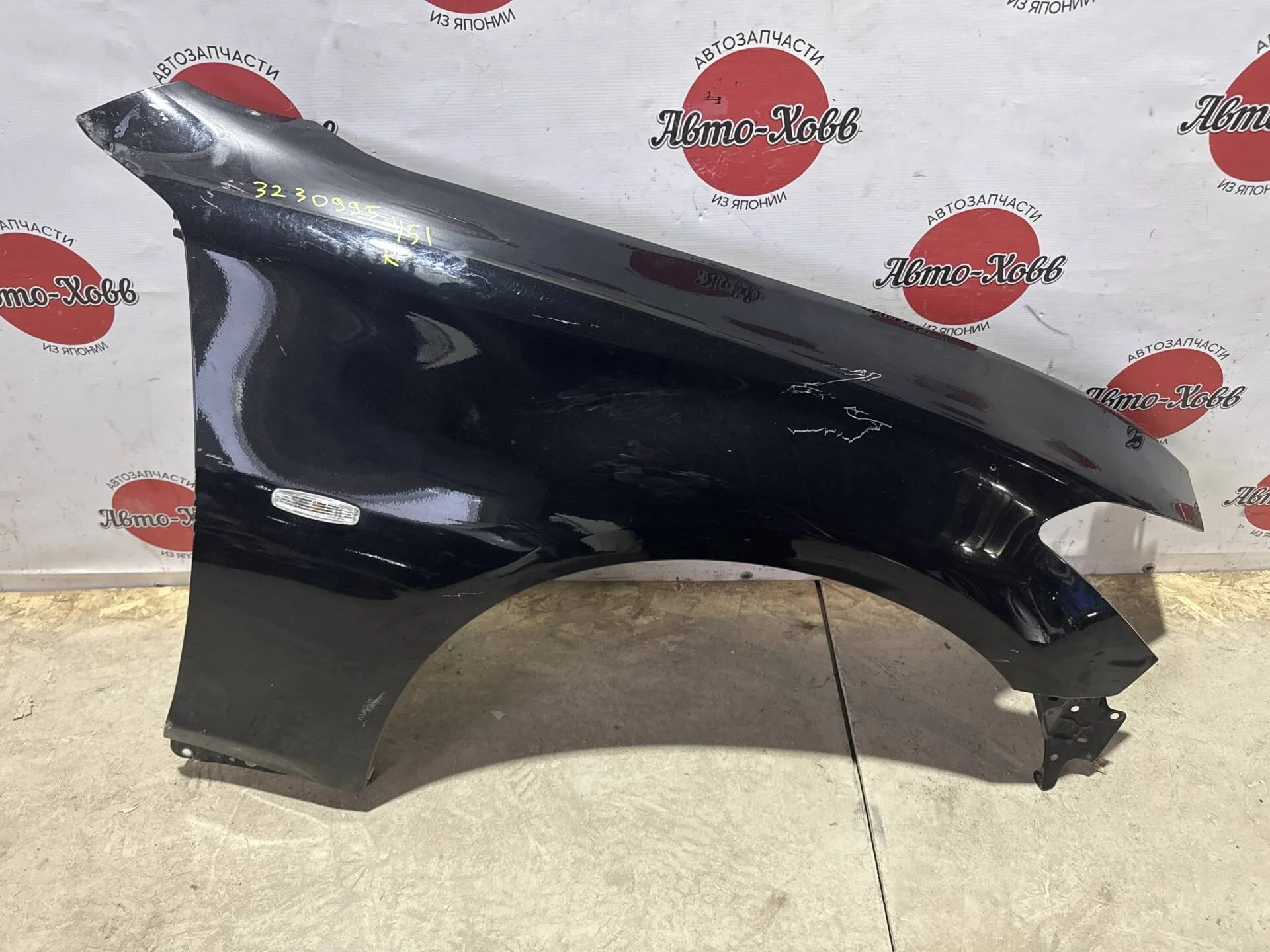 Крыло переднее правое Infiniti M37, Q70 Y51