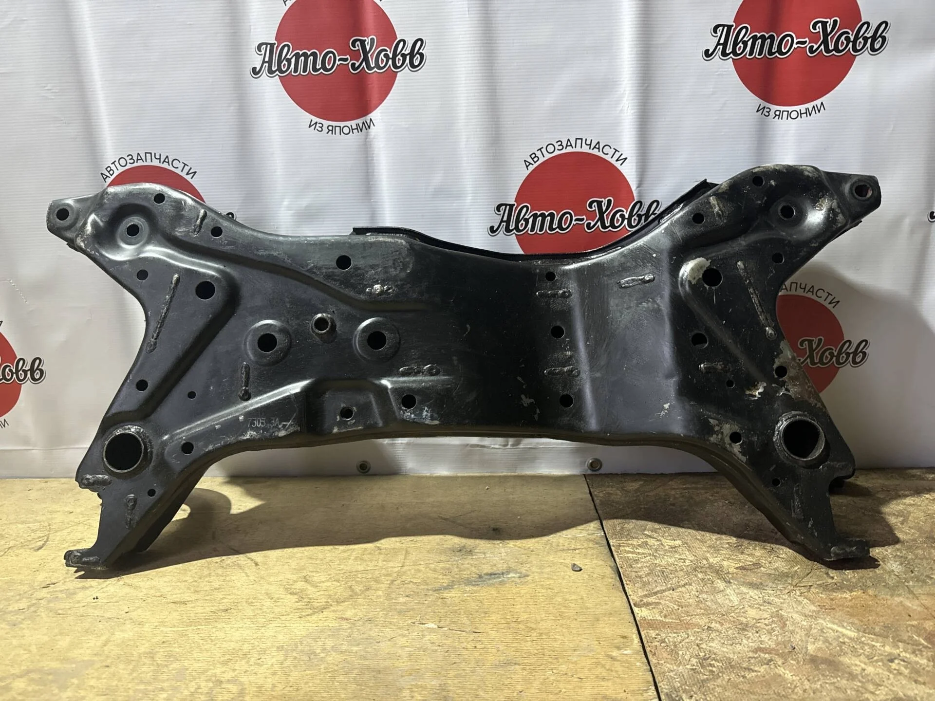 Подрамник Mitsubishi Outlander XL CW6W 6B31