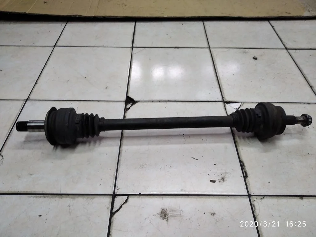 Привод задний Mercedes-Benz