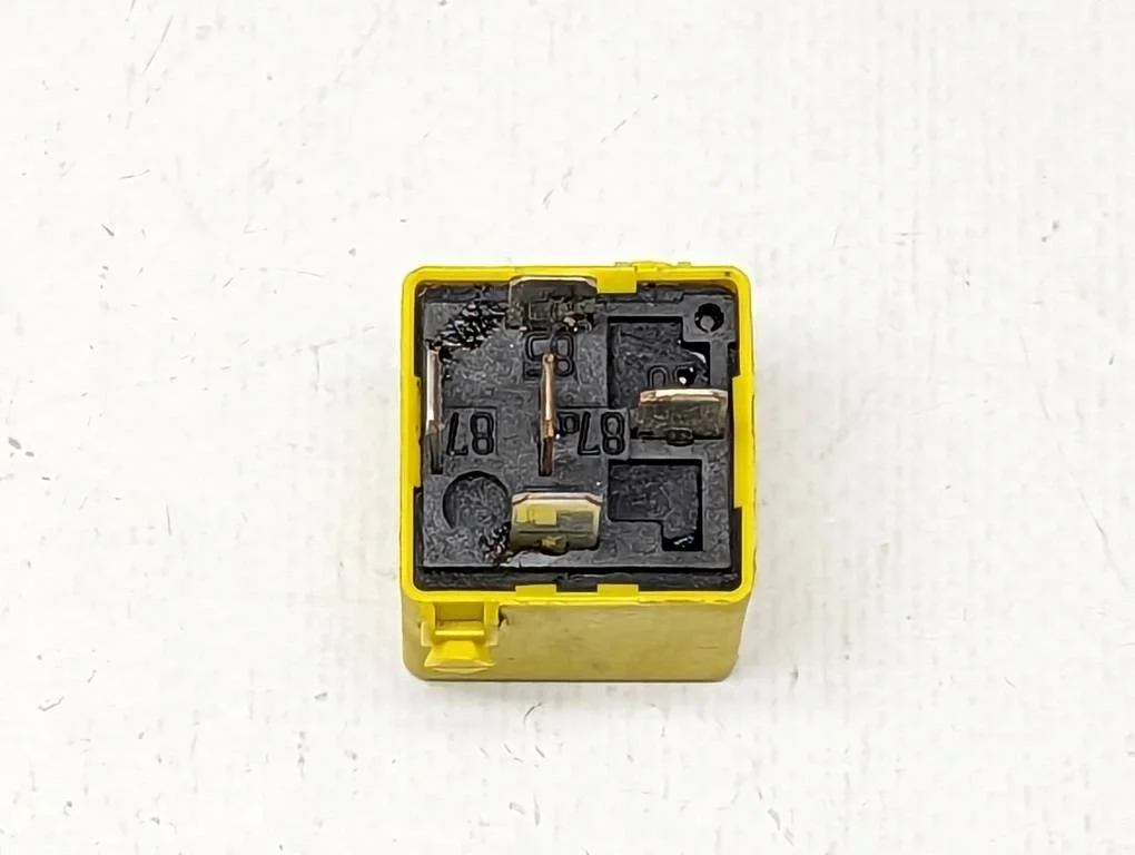 Реле многоцелевое Mercedes-Benz