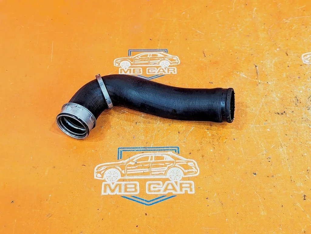 Патрубок интеркулера Mercedes-Benz