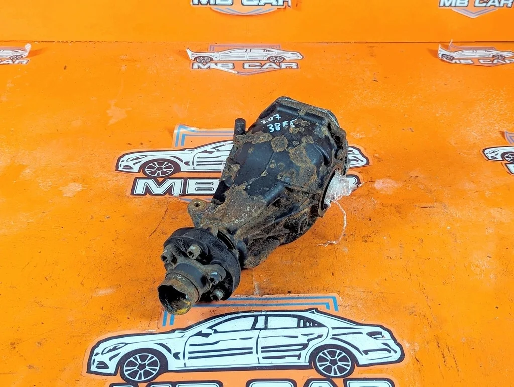 Редуктор задний Mercedes-Benz