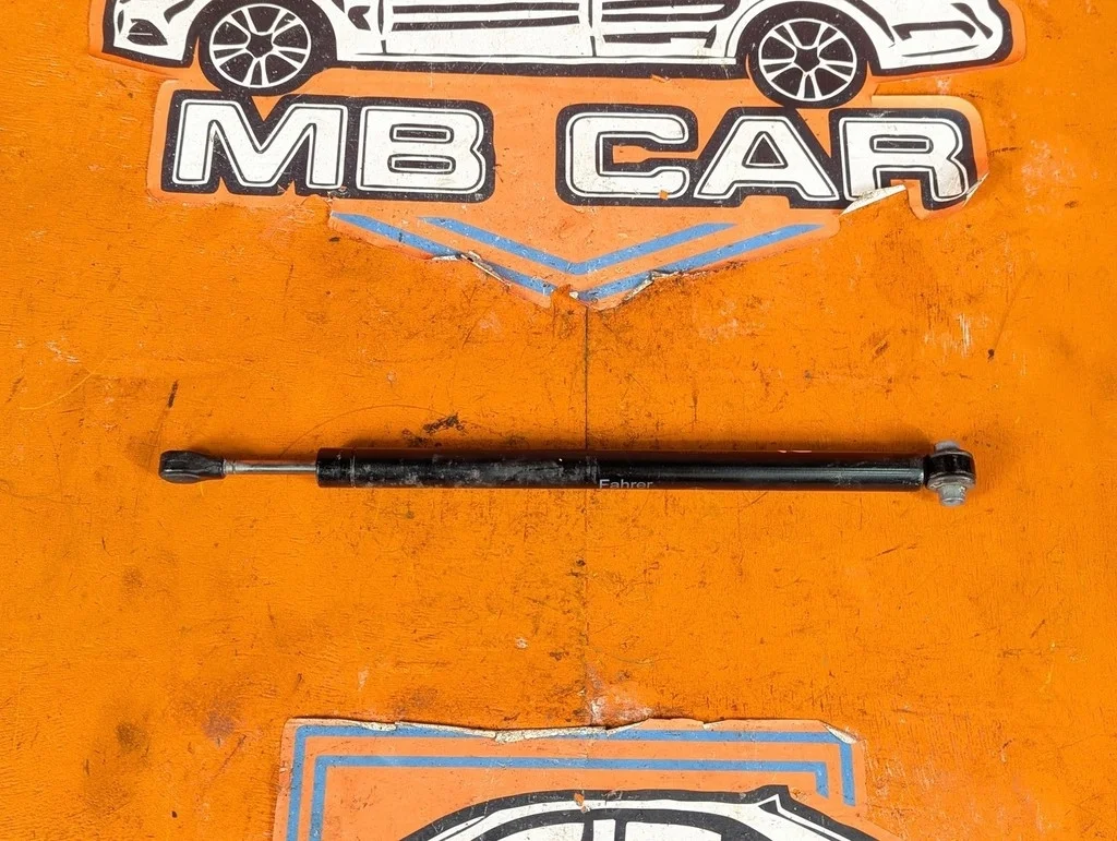 Ограничитель двери Mercedes-Benz