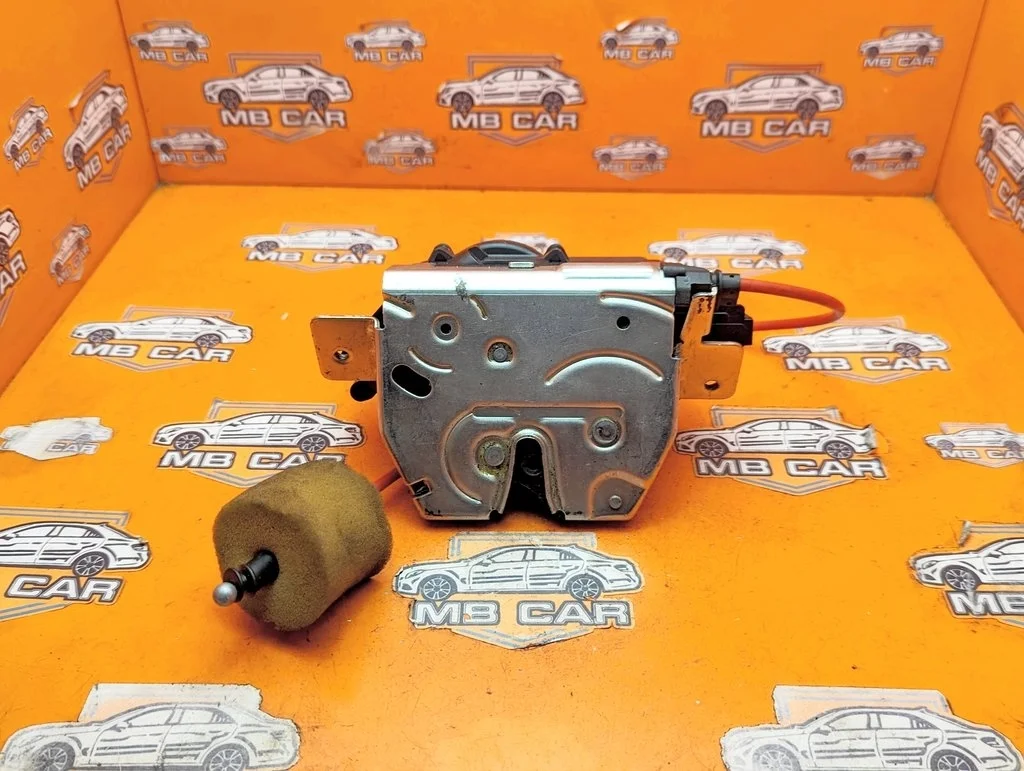 Замок багажника Mercedes-Benz