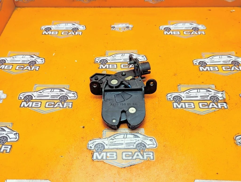 Замок багажника Mercedes-Benz