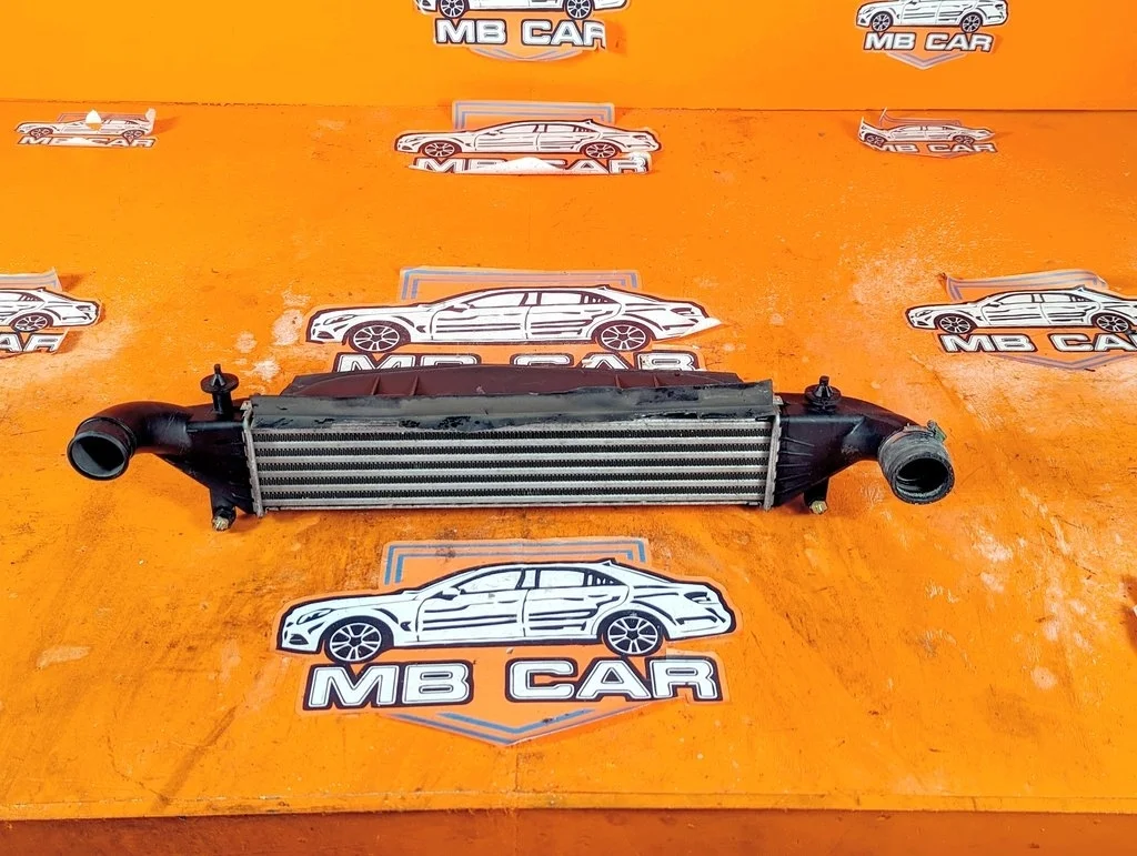 Интеркулер Mercedes-Benz