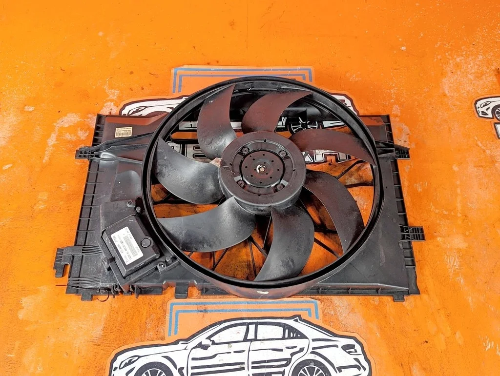 Вентилятор основной Mercedes-Benz