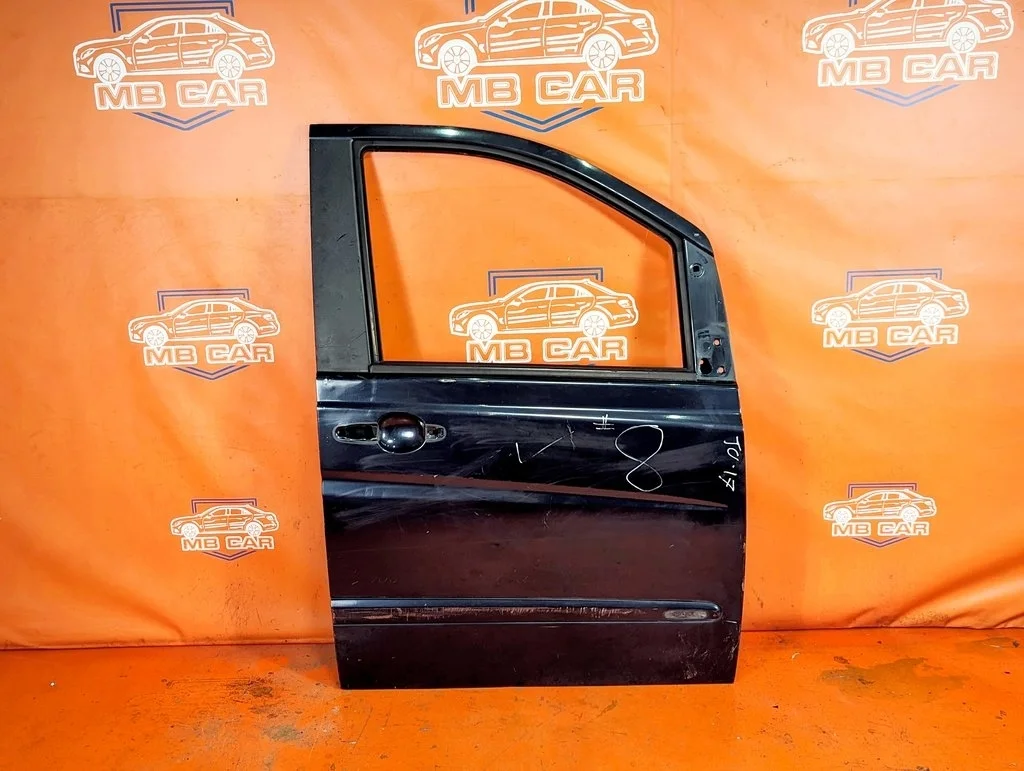 Дверь передняя правая Mercedes-Benz