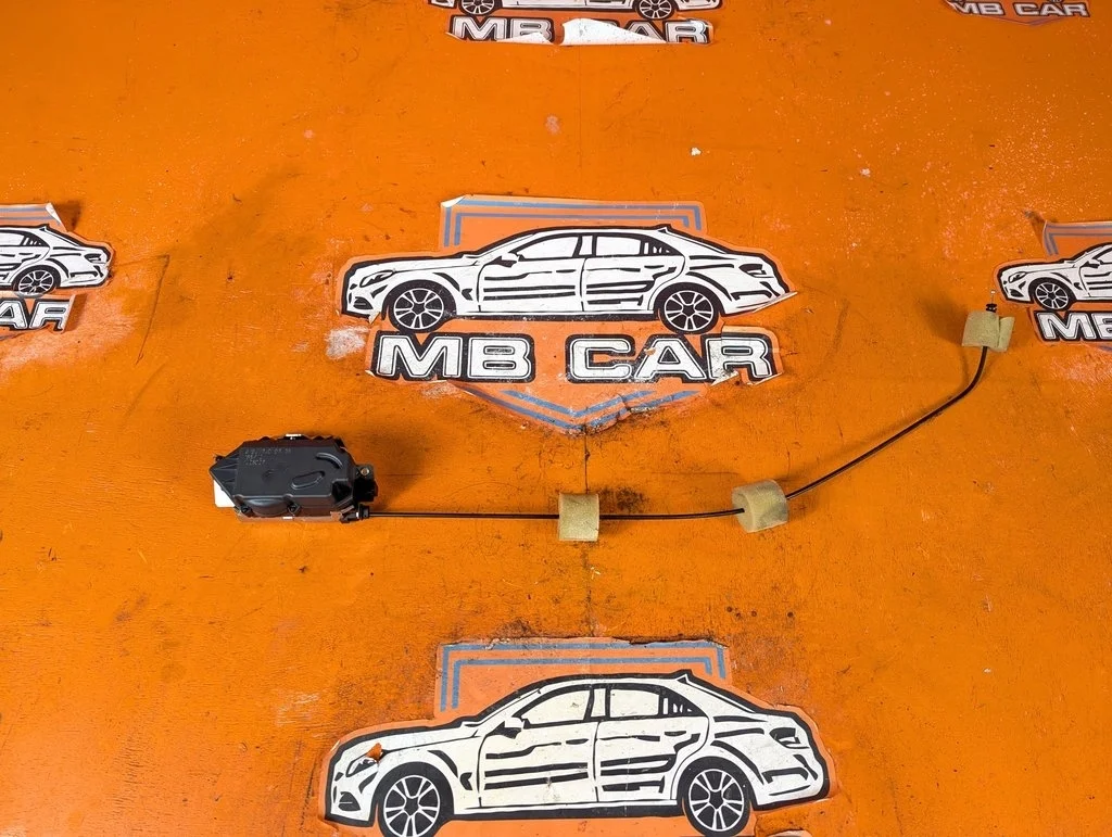 Замок багажника Mercedes-Benz
