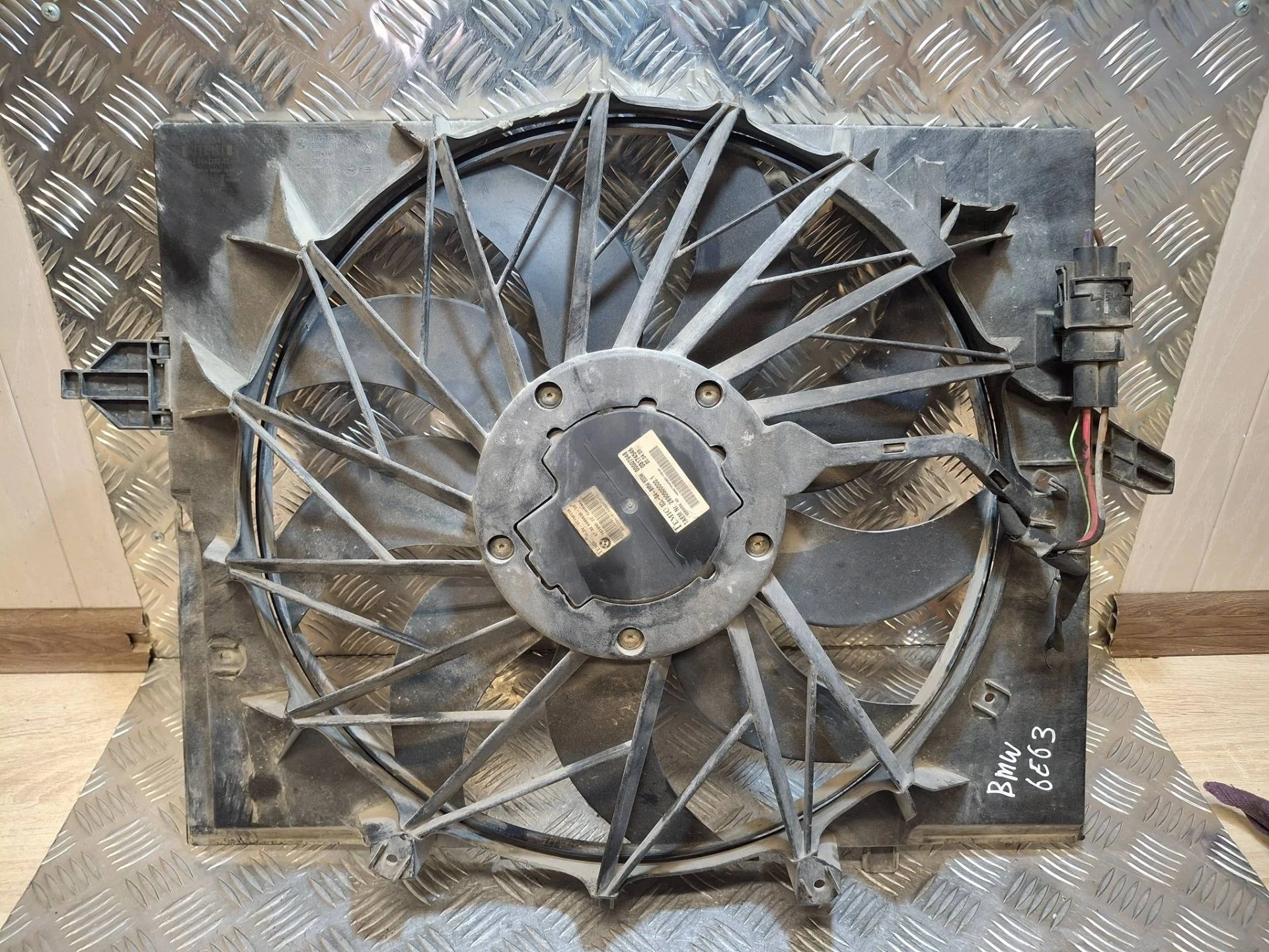 вентилятор охлаждения BMW 5 E60/E61