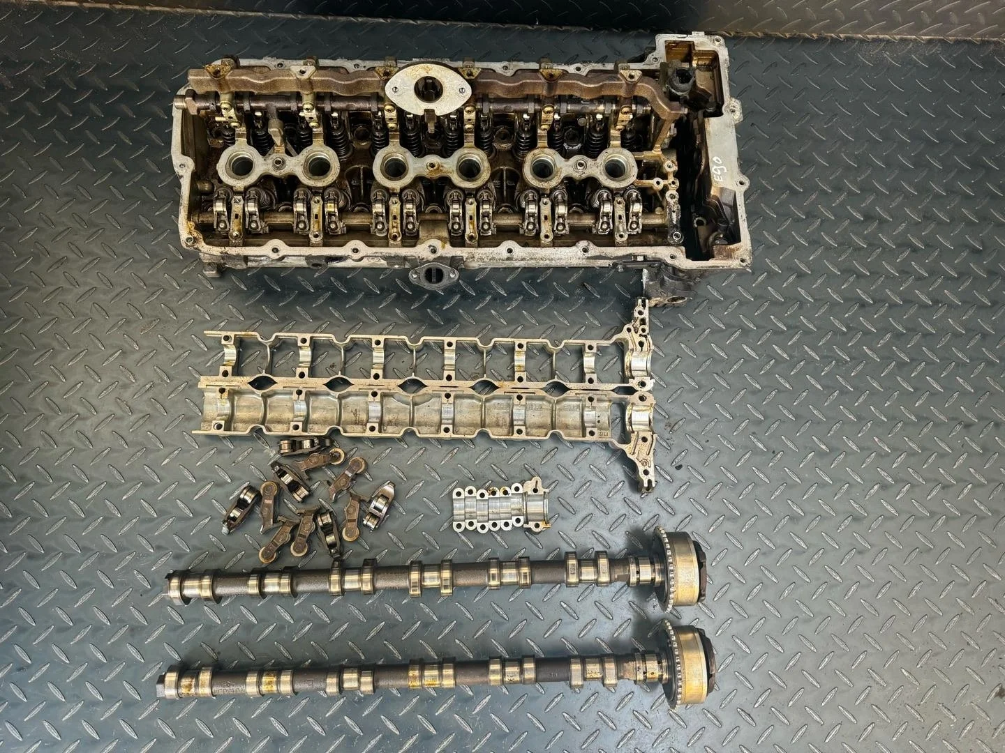 головка блока цилиндров BMW 3 E90/E91/E92/E93