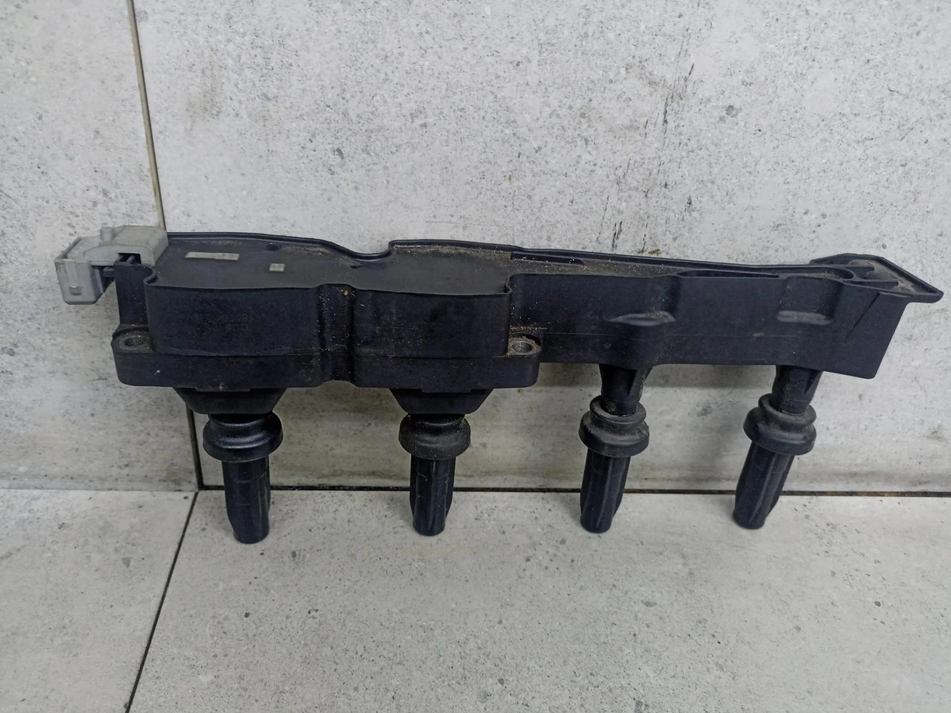 Катушка зажигания Peugeot Partner 2 2009 597099